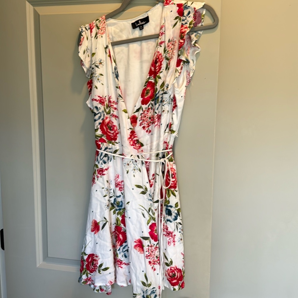 Lulus wrap tie dress flowered print